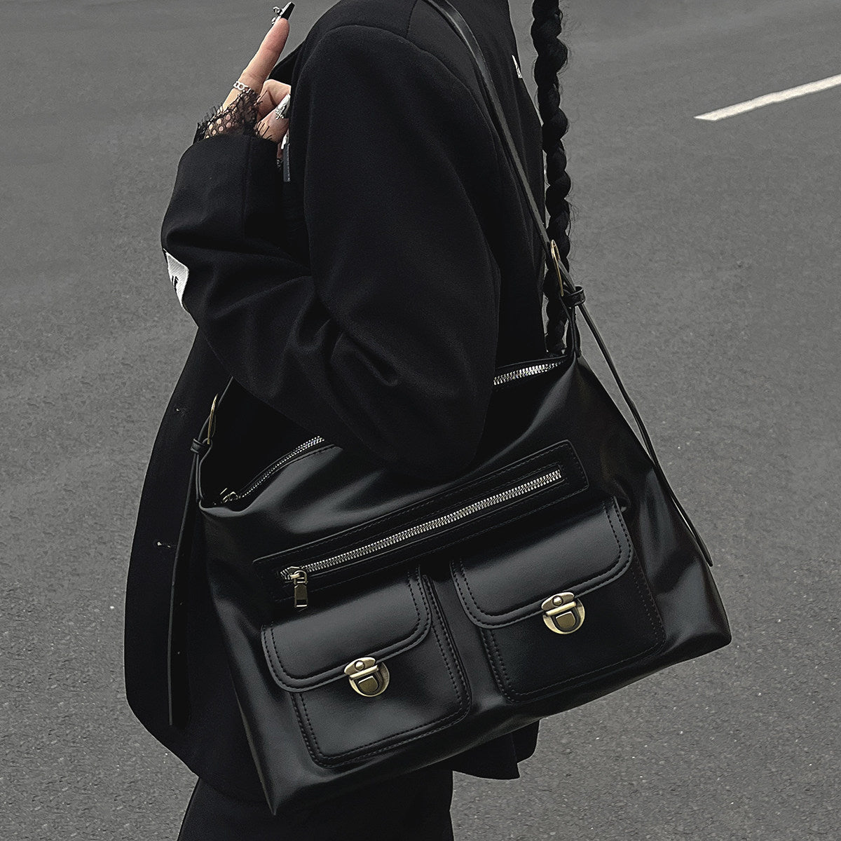 Women's Vintage Large Capacity Black One Class Tote Bags