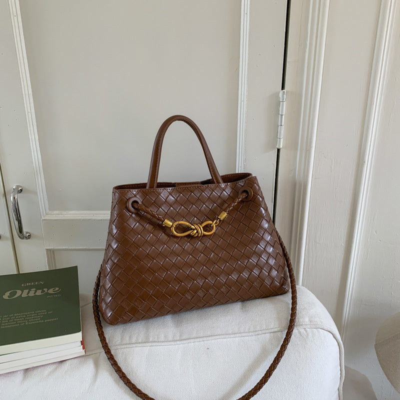 Autumn High Quality Fashion Woven Lightweight Simple Bucket Bags