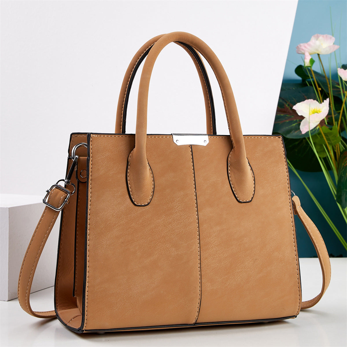 Women's High-grade Large Capacity Three-piece Retro Women's Handbag